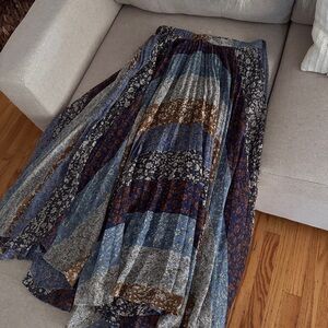 Blue Pleated A-Line Maxi Dress for Casual Resort Wear